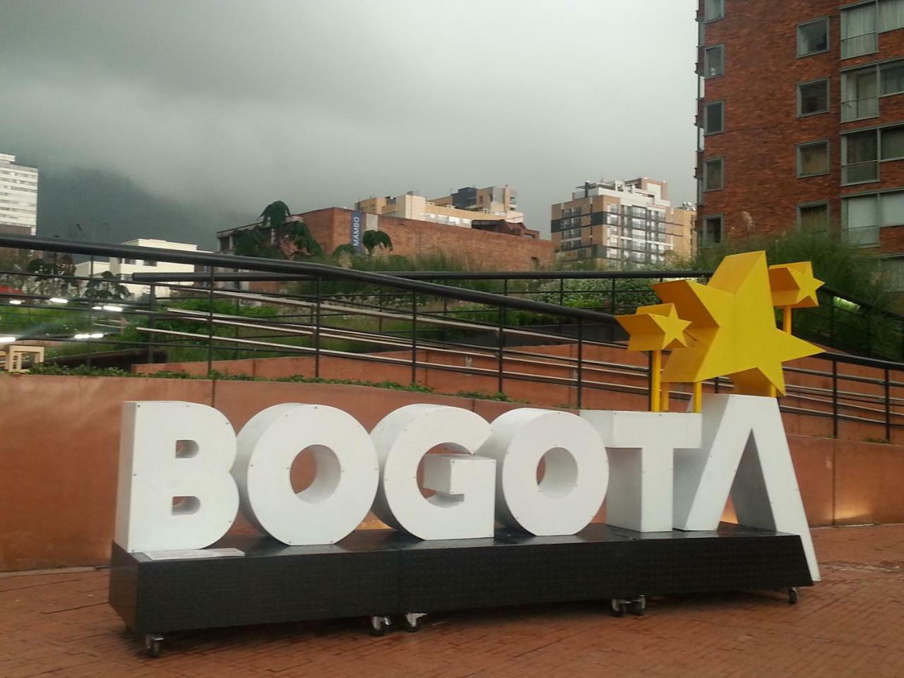 A Bogota On Holidays By Open - Hotel Cas-Embajada Americana Dış mekan fotoğraf